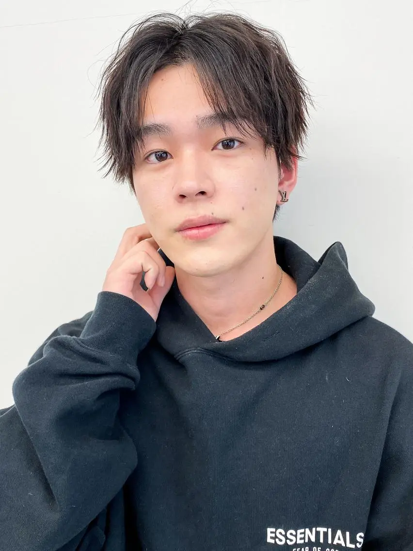 ショート メンズカット デザインカラーのヘアスタイル