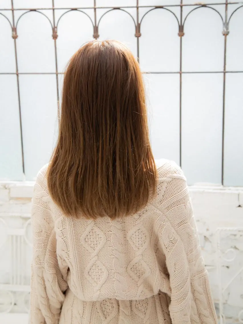 ミディアム レイヤーカット 西村 晃一のヘアスタイル