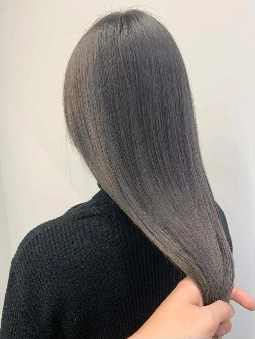 ロング カラー ブリーチ ディープラベンダー グレージュ ラベンダーカラー ラベンダーグレージュ ヘアカラー トリートメント レイヤー/大人メンズ パーマ🌀 平島拓也のヘアスタイル