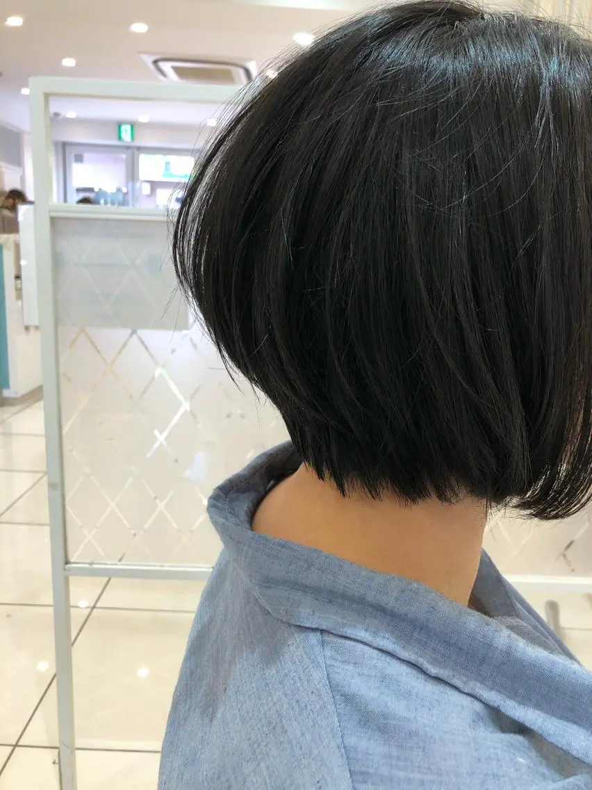 ショート ROKKAN motoのヘアスタイル