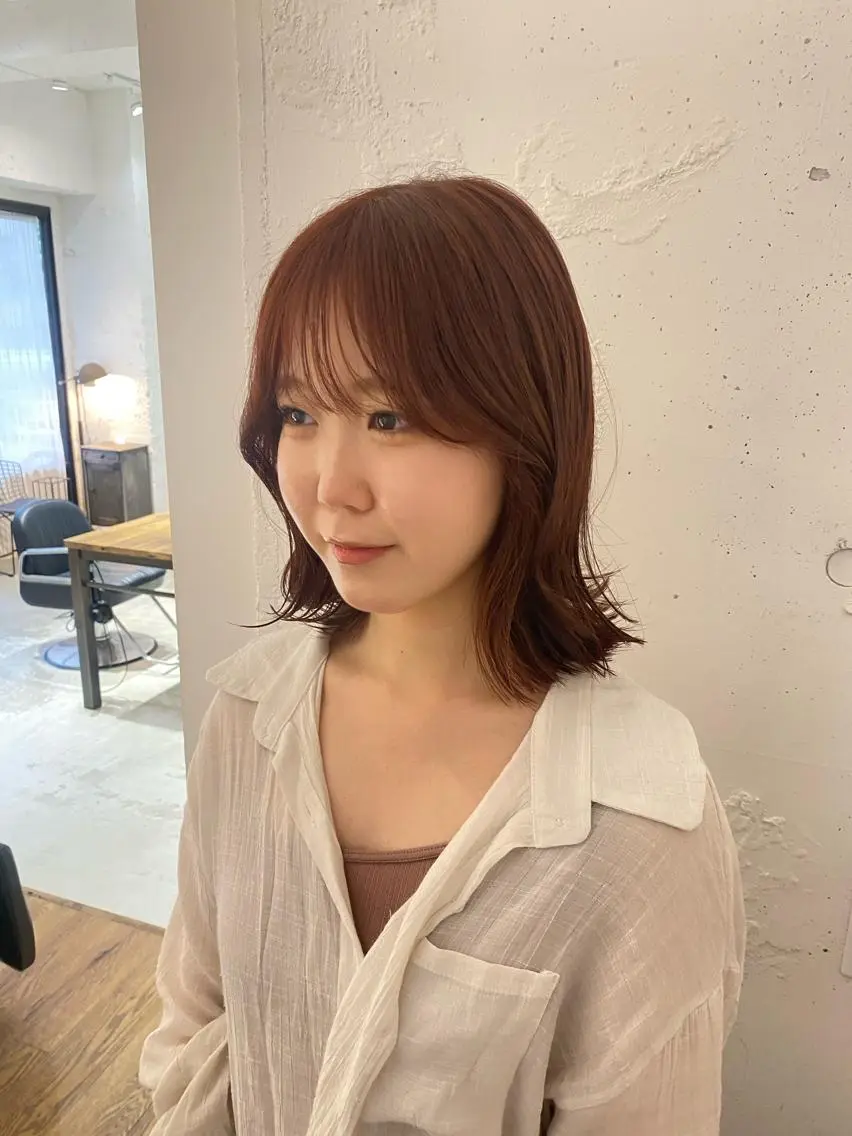 ミディアム 関 桃萌果のヘアスタイル