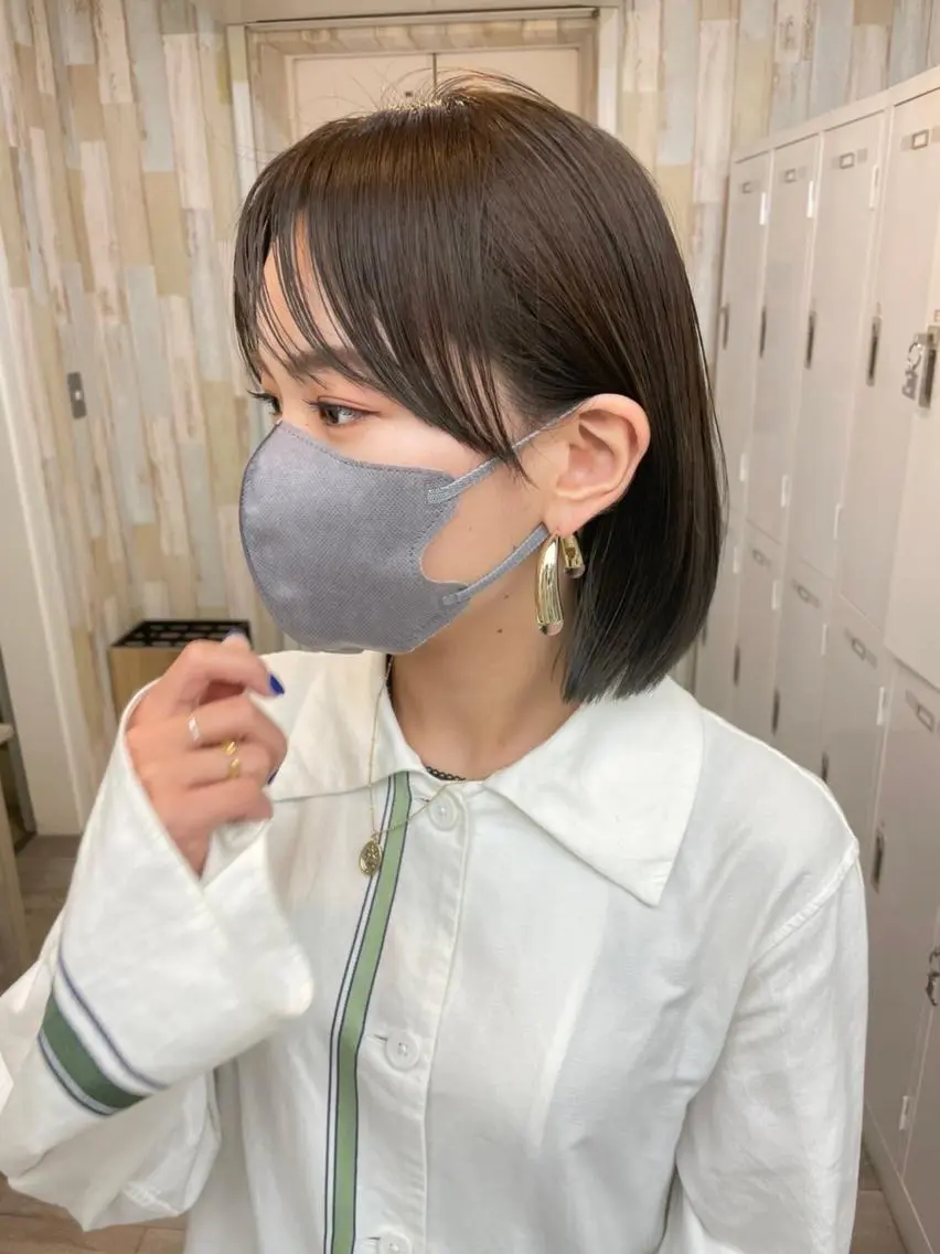 セミロング カラー パーマ ヘアアレンジ アディクシーカラー アッシュ バレイヤージュ ベージュカラー ブリーチ newi grande 横浜店のヘアスタイル