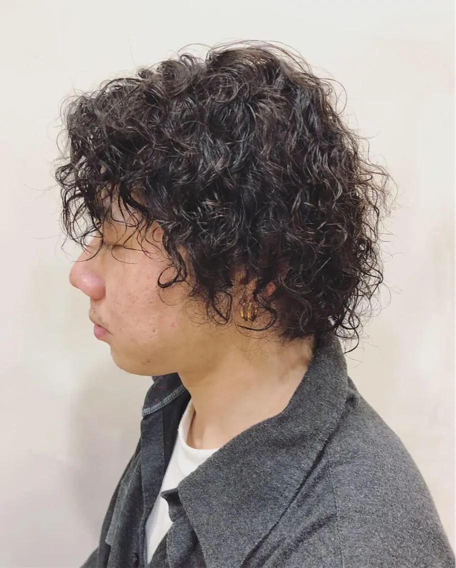 パーマ メンズ メンズパーマ スパイラルパーマ カット パーマ 神崎 拓人のヘアスタイル