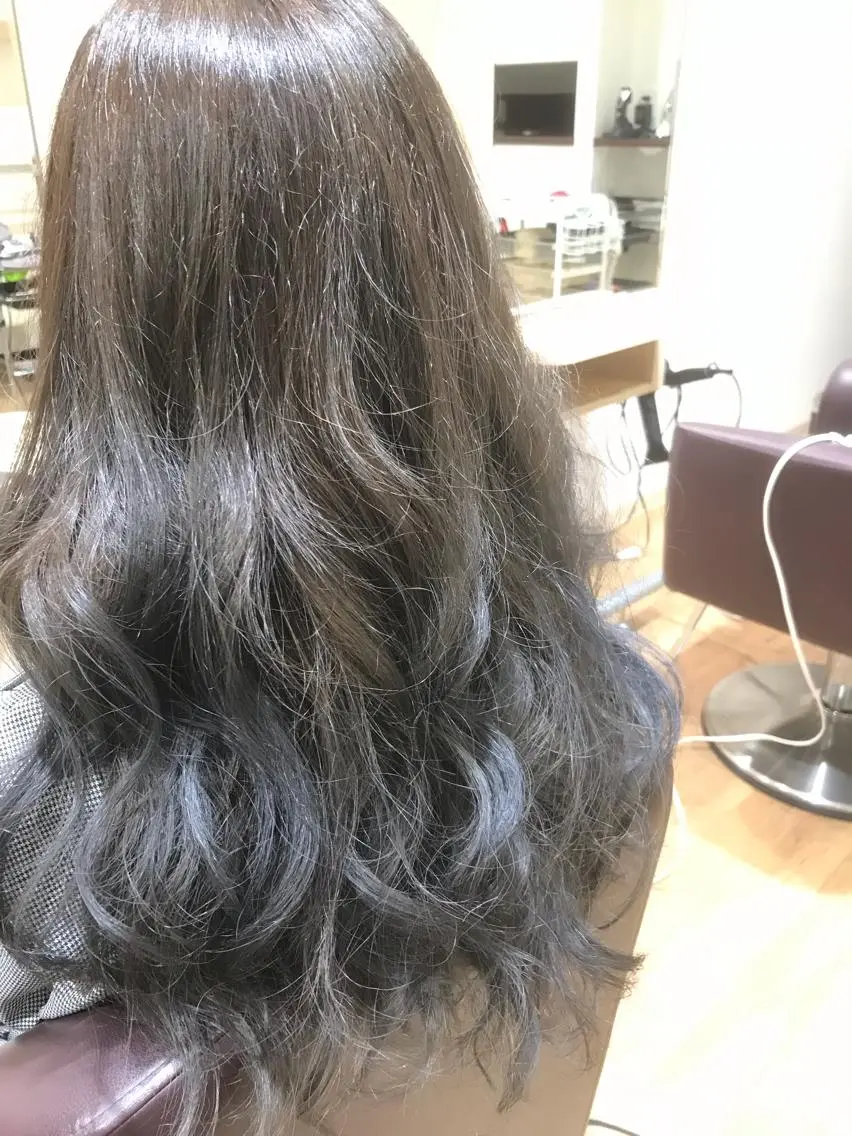 ロング カラー カット ヘアカラー トリートメント 石丸 智英のヘアスタイル