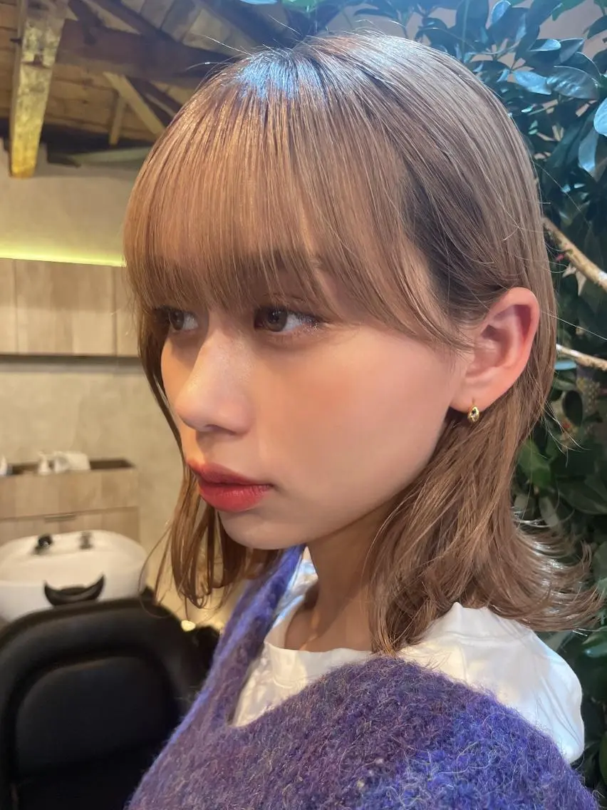 ミディアム カラー カット ヘアカラー トリートメント 顔周りカット 【オノザワリョウ】のヘアスタイル