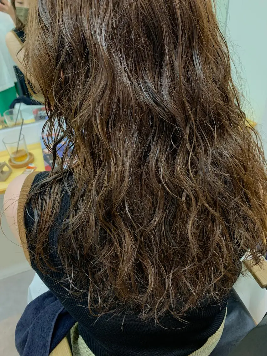 セミロング パーマ AR.MARA サトウヒカルのヘアスタイル