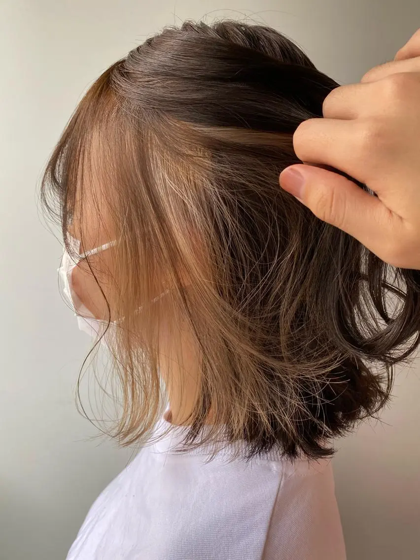 ミディアム カラー ブロンド インナーカラー レイヤーダブルカラー KYONのヘアスタイル