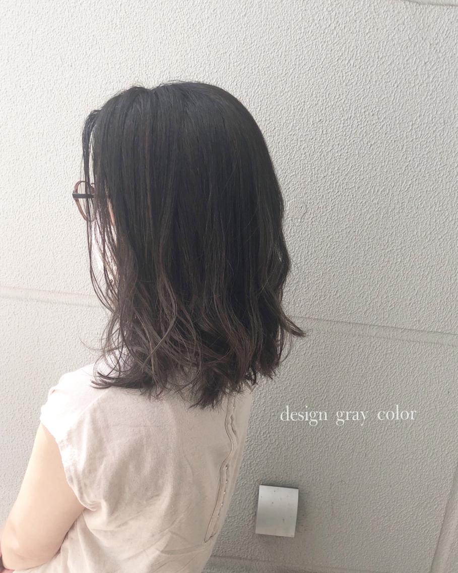 ミディアム 岸川 恭子のヘアスタイル