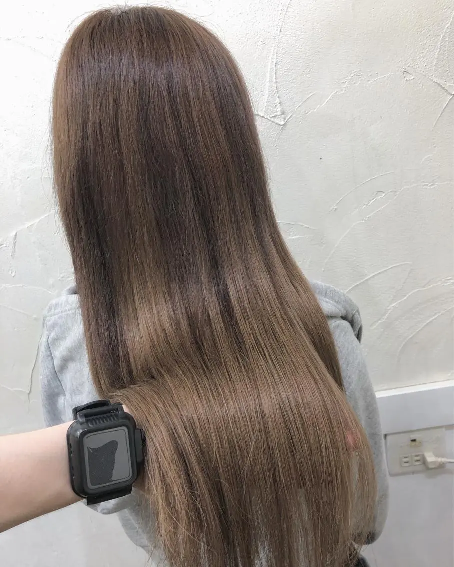ロング Loob.TOKYO MIYA🌈のヘアスタイル