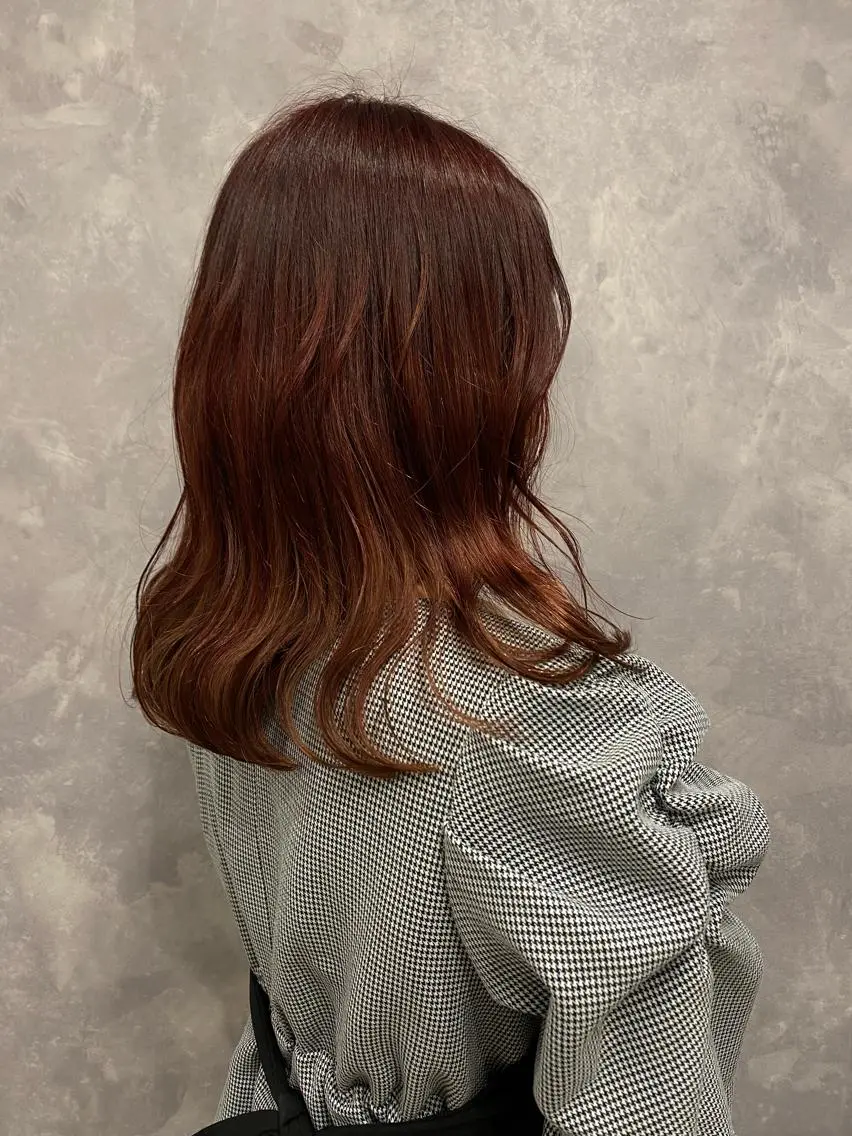 ミディアム カラー ヘアアレンジ ブラウンカラー 🥀暖色韓国ヘア💕 保科侑花のヘアスタイル