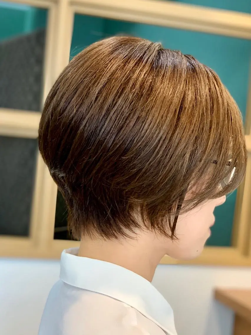 ショート カラー ショートボブ アッシュ ボブ くびれヘア ショートヘア 廣瀬 智志のヘアスタイル