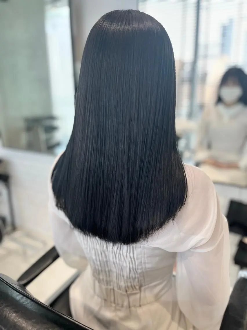 ロング カラー パーマ ヘアアレンジ トリートメント ヘッドスパ ヘアセット 透明感/オリーブ/ グレージュ/YUKAのヘアスタイル