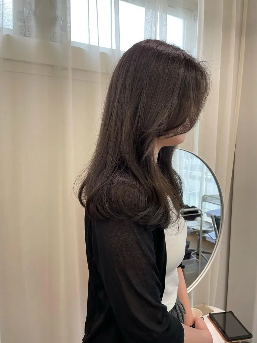 ロング カラー 透明感カラー カット ヘアカラー トリートメント レイヤーカット🎀 kanaのヘアスタイル