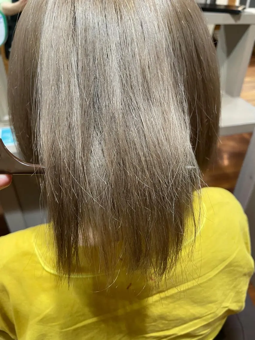 カラー ベージュカラー 吉田 浩太郎のヘアスタイル