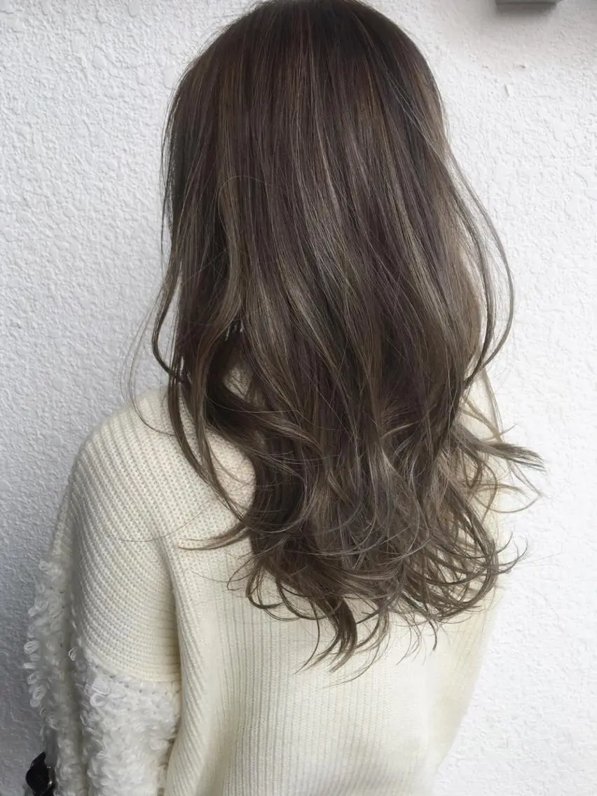 セミロング ハイライト カット トリートメント peige 斉藤✨大人ヘアー✨のヘアスタイル