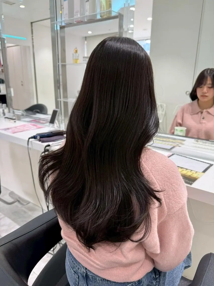 カラー 秋っぽ🤎こっくり ブラウンベージュのヘアスタイル