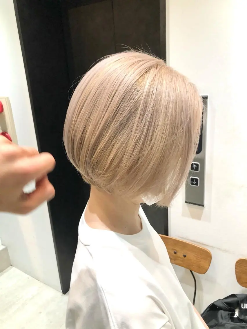ショート ヘアカラー 🌈外国風ハイライト こうたろうのヘアスタイル
