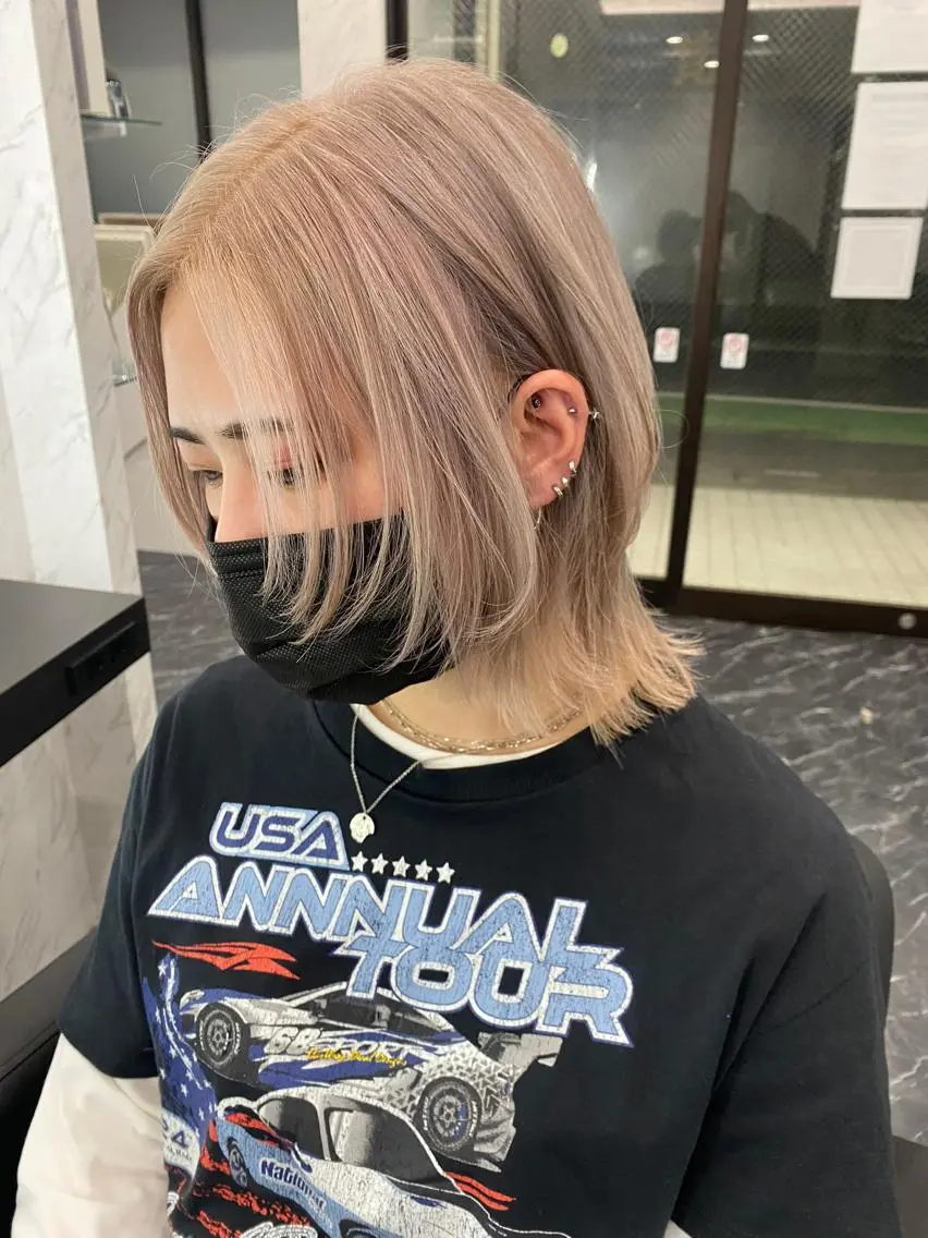 ミディアム カラー LOHAS Kanaのヘアスタイル