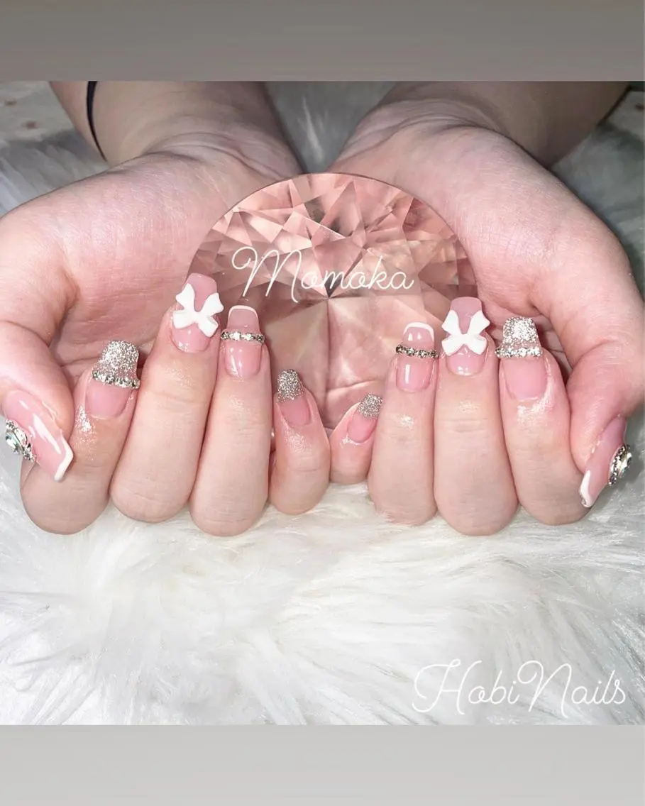 ネイル マツエク・マツパ 長さ出し Momo nailsalonのネイルデザイン