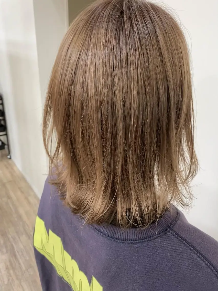 カラー SALOWIN栄 高須大貴のヘアスタイル
