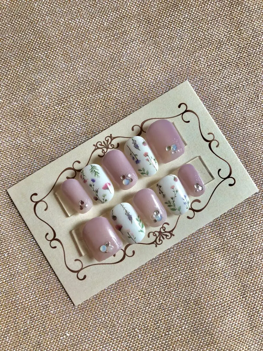 ネイル ネイルチップ ブライダルネイル Luana nail (ルアナネイル)のネイルデザイン