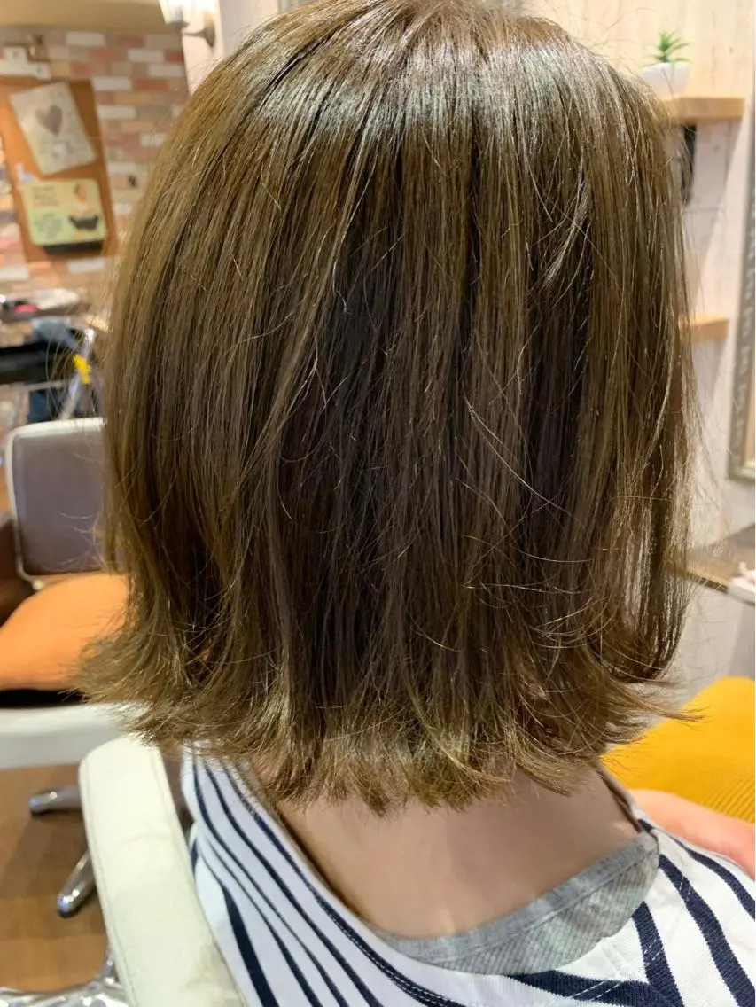 ミディアム カラー ヘアアレンジ 櫻井 音和のヘアスタイル