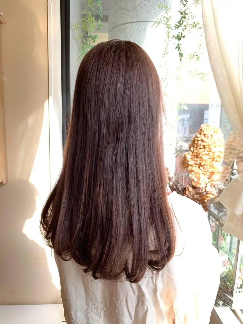 ロング カラー ベージュカラー ブリーチ ブラウンカラー ブリーチなしカラー ピンクカラー ヘアカラー トリートメント FAVOR Emiのヘアスタイル