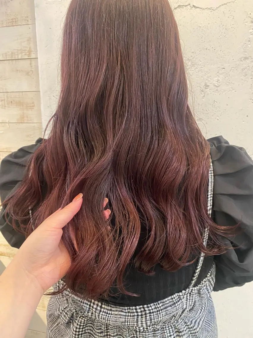 ロング カラー ブリーチ ブリーチなしカラー ピンクカラー 天神最安値エクステ カラーレイヤーカットのヘアスタイル