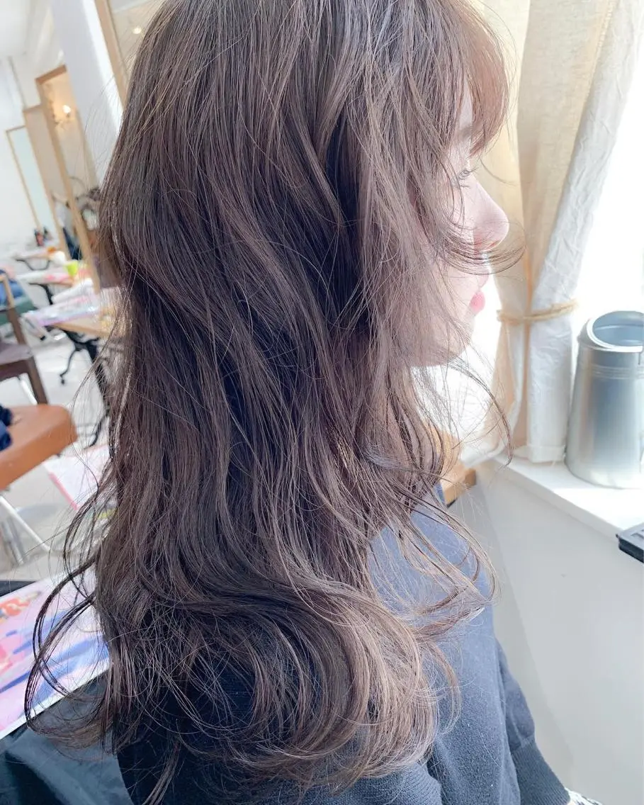 ミディアム カラー ブリーチ ブラウンカラー ショコラブラウン 透明感カラー ヘアカラー エクステ BOX mico.のヘアスタイル