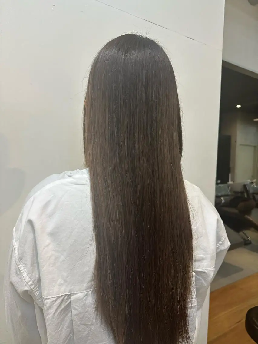 トリートメント 岩下 侑里のヘアスタイル