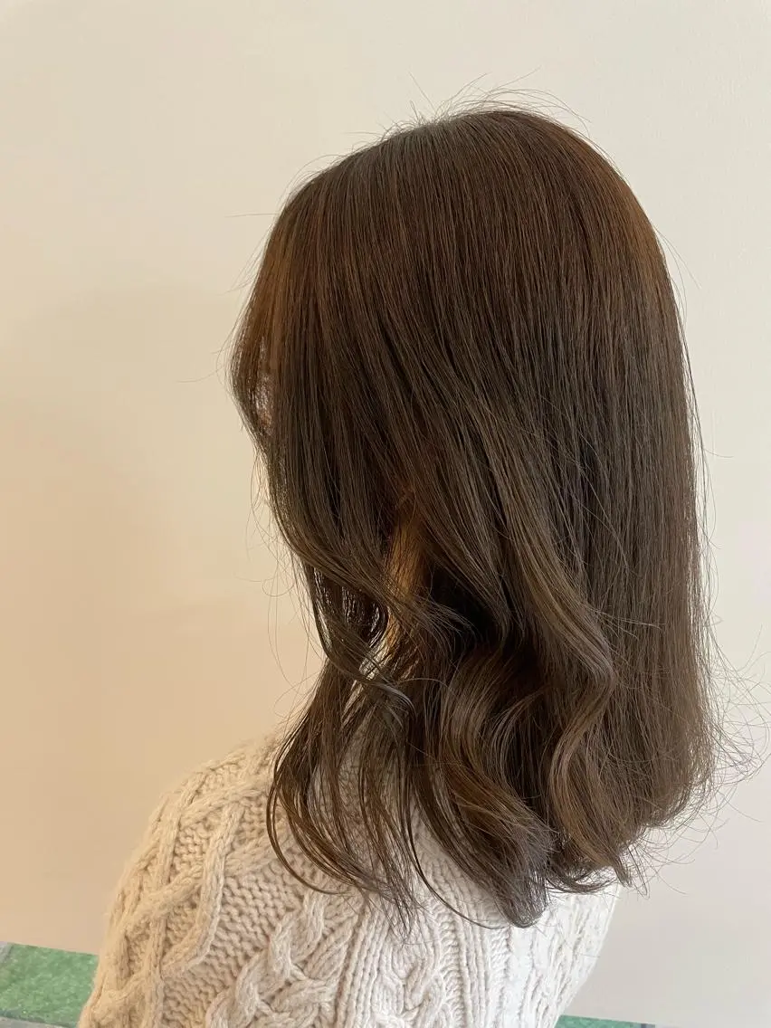 カラー ベージュカラー ブリーチ ミルクティーベージュ 後藤 澪のヘアスタイル
