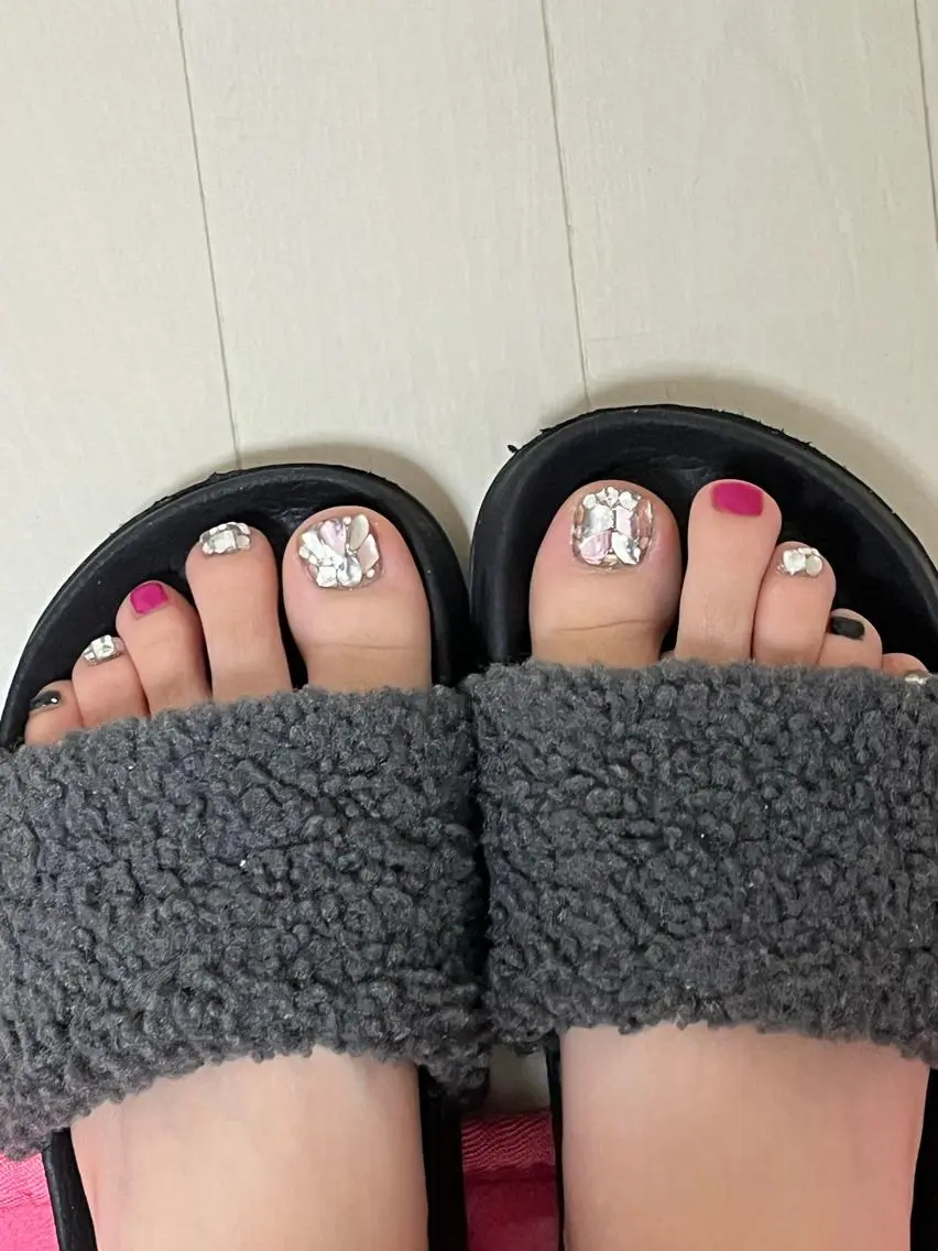 ネイル nail.salon .Reversalのネイルデザイン