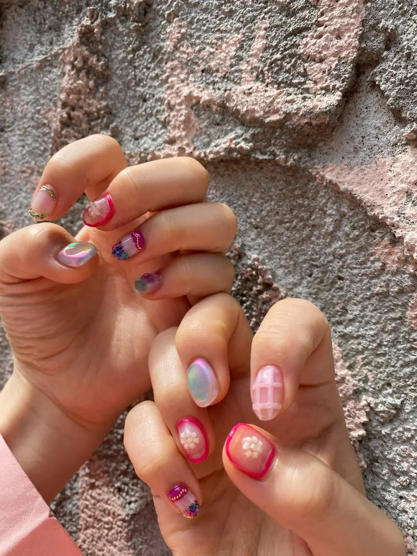 ネイル アートネイル 氷ネイル・うるうるネイル ピンク 🌼大西洋子 laughl🌼のネイルデザイン