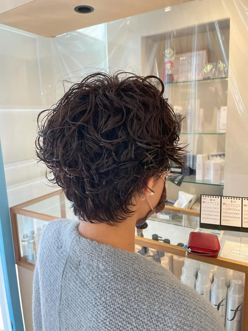 ショート パーマ カット パーマ トリートメント 大石 陽菜のヘアスタイル