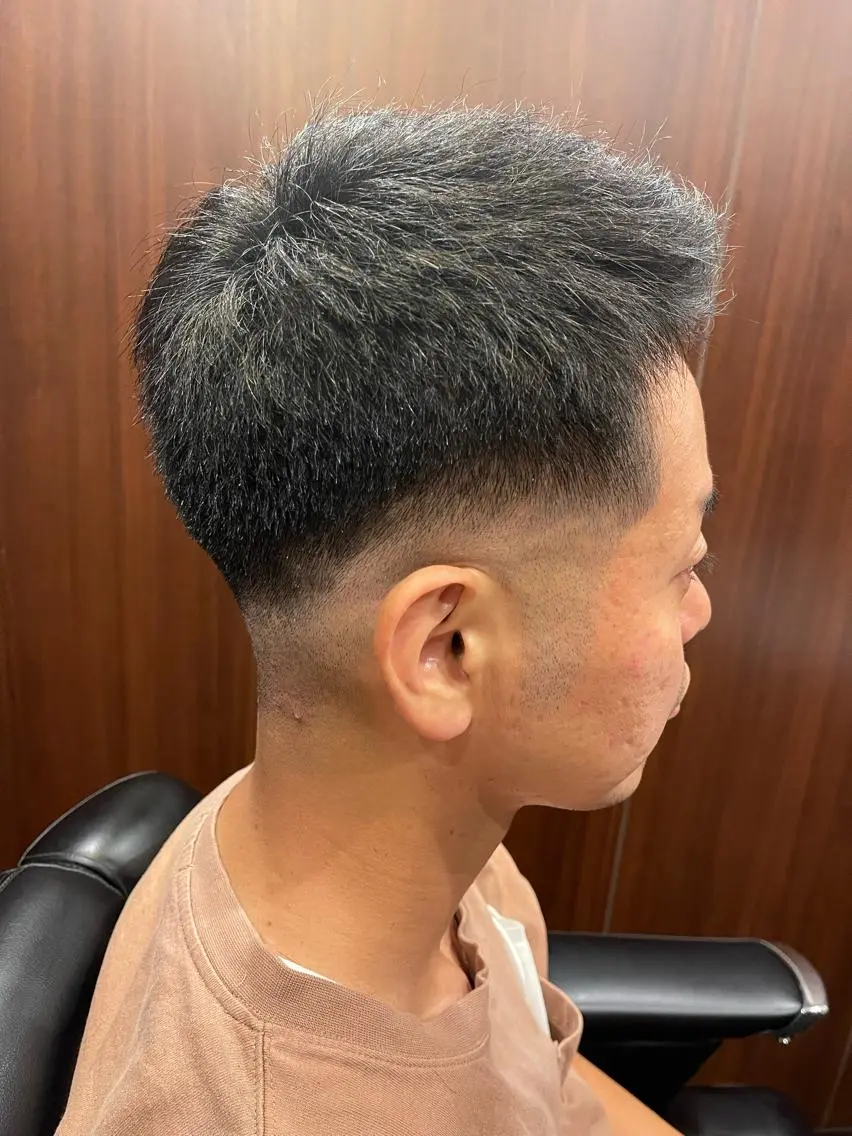 ショート メンズ 大久保 竣太のヘアスタイル
