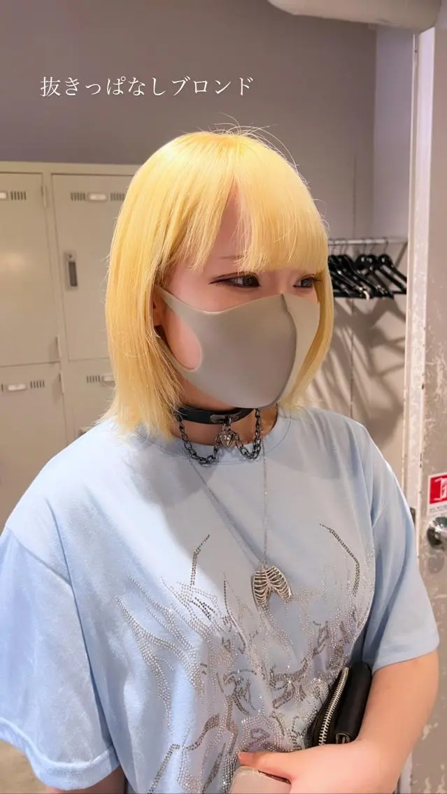 セミロング カラー ヘアアレンジ 抜きっぱなしブロンド ブロンド 🩵 JURI🩵のヘアスタイル