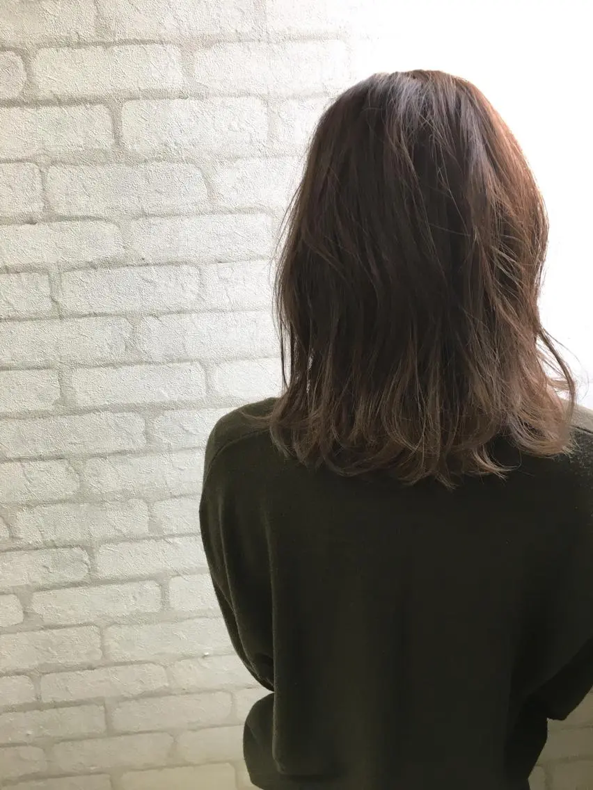 ミディアム カット トリートメント 髪質改善×レイヤー 高嶋のヘアスタイル