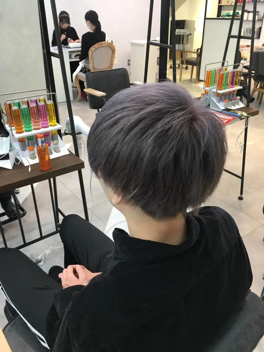 ショート カラー パーマ ヘアアレンジ メンズ まつげと眉 Meliaのマツエク・マツパデザイン