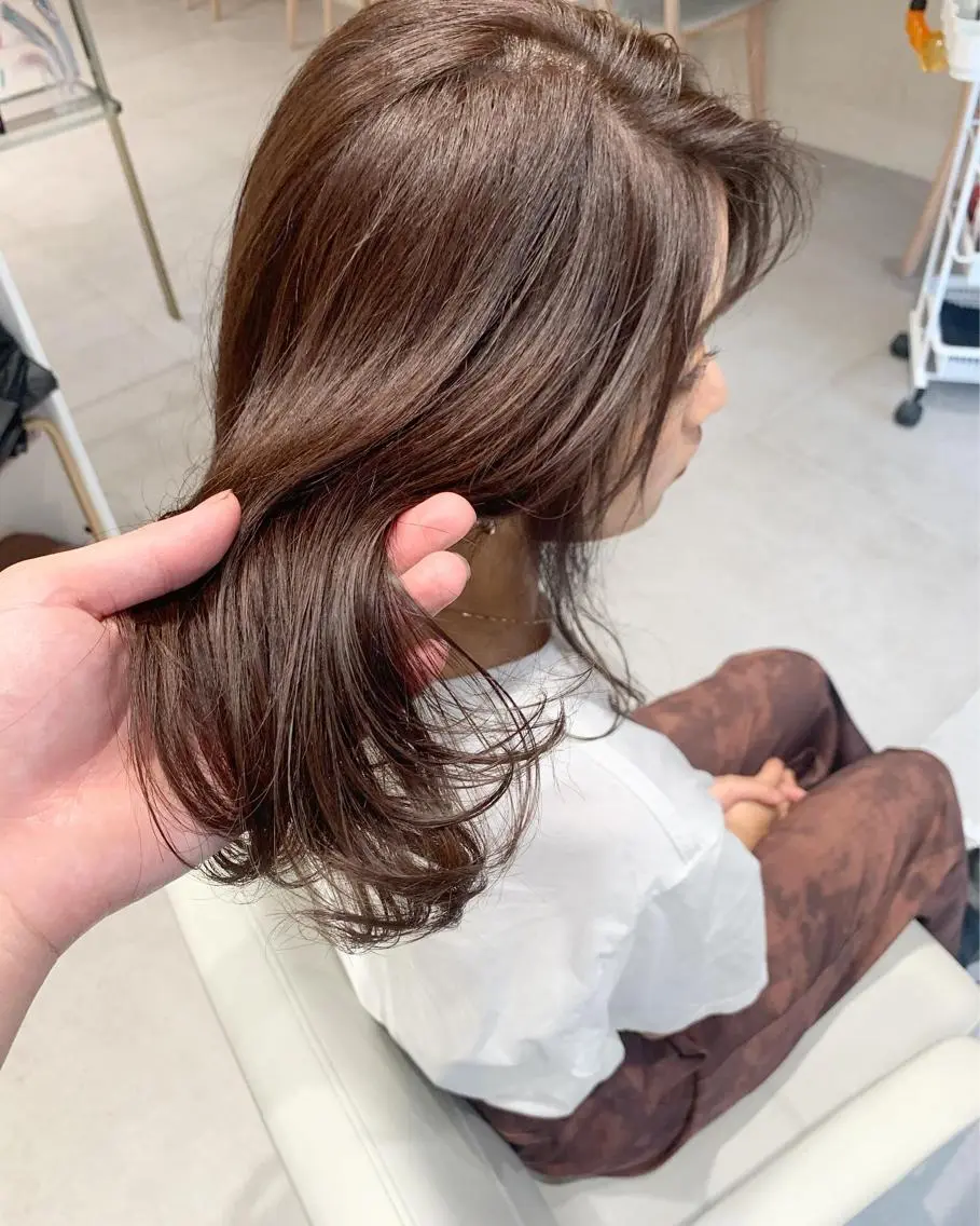 ミディアム ヘアカラー トリートメント ヘアセット レイヤー専門家 ダブルカラー修のヘアスタイル