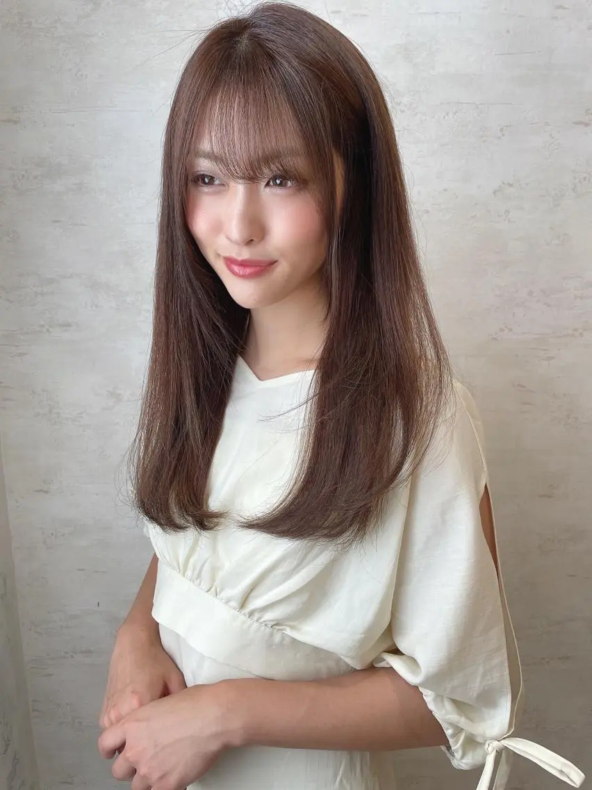 セミロング カラー ベージュカラー 黒髪 ブリーチ ブルーカラー ブルーブラック 木屋元一/透明感 /前髪/レイヤーのヘアスタイル
