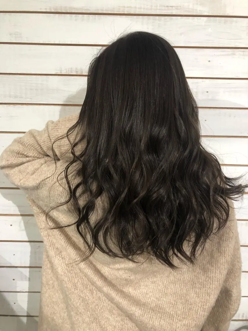セミロング カラー グレージュ 🦋美髪/エクステ 🦋アベイクミのヘアスタイル
