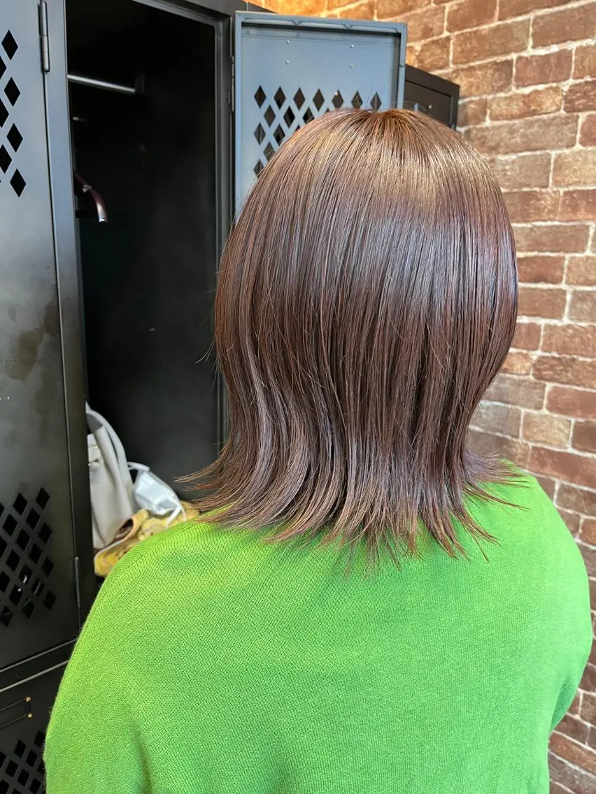 ミディアム カラー パーマ ヘアアレンジ メンズ キッズ ネイル マツエク・マツパ アイブロウ メンズブリーチ メンズハイライト メンズインナーカラー メンズ韓国風 ブリーチ ヘッドスパ 久木原 ゆりのヘアスタイル