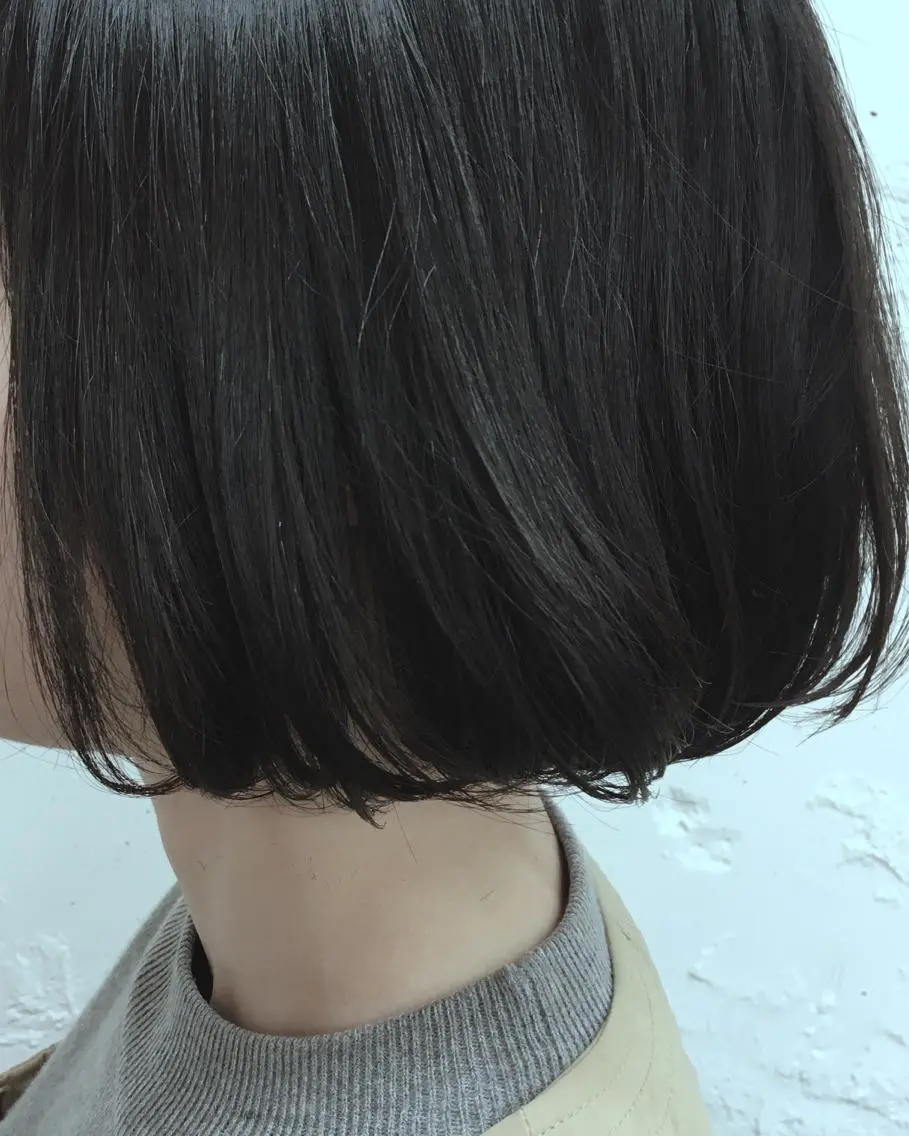 ショート ミディアム カラー ボブ 山口 悟のヘアスタイル