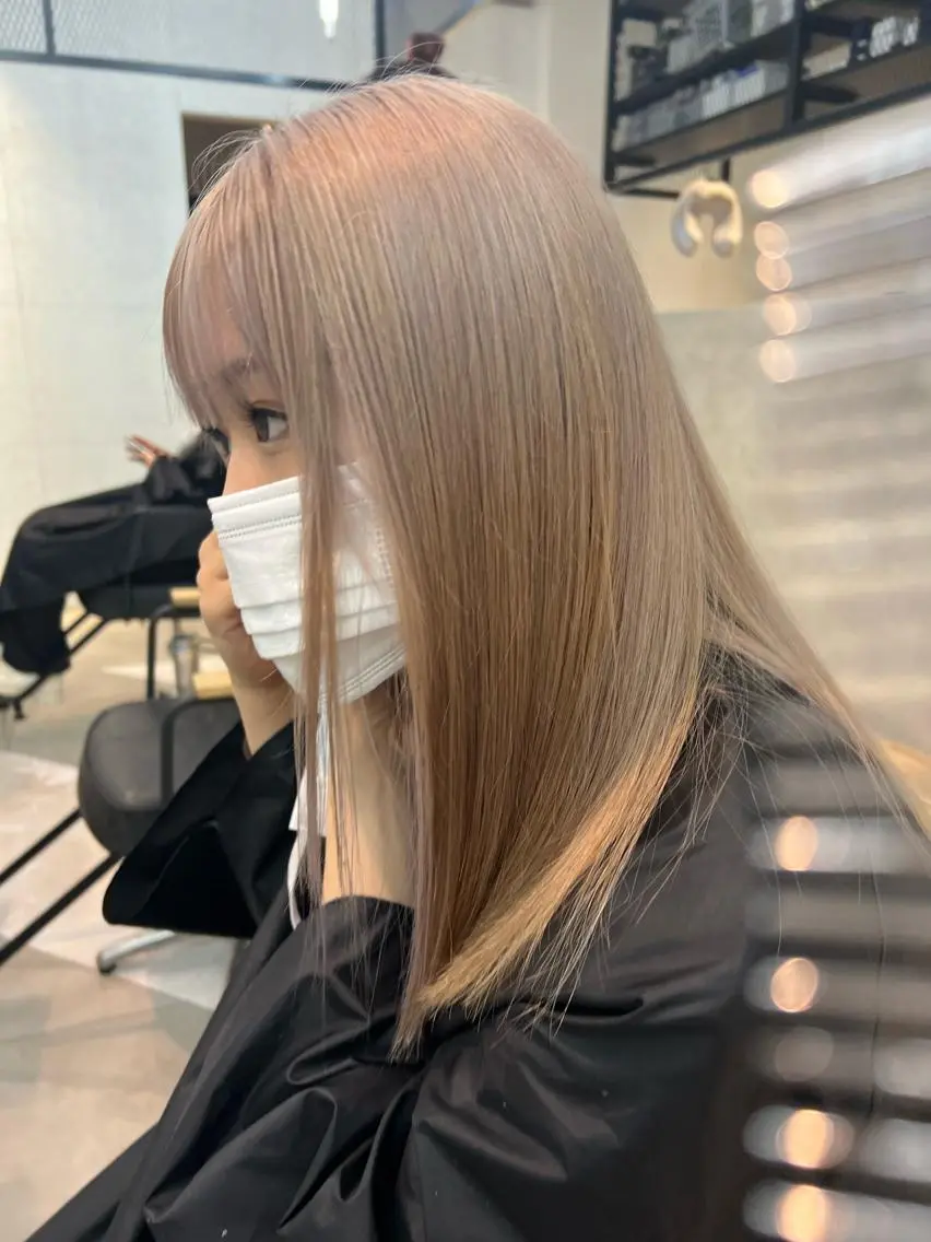 セミロング カラー ハイトーンカラー 顔周りカット/透明感 カラー✂️MEIのヘアスタイル