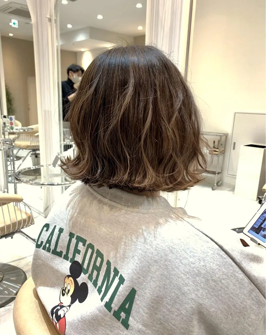ミディアム カラー パーマ ヘアアレンジ メンズ キッズ ネイル マツエク・マツパ アイブロウ ミディアムパーマ メンズバレイヤージュ メンズブリーチ メンズハイライト メンズインナーカラー カット トリートメント 仕上がり満足度No. 1✨ﾄﾀﾞﾕｳのヘアスタイル