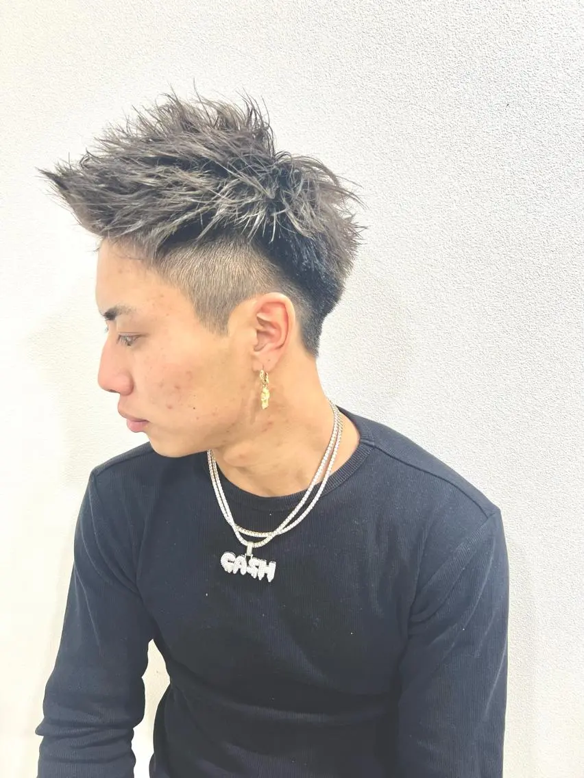 ショート メンズ モヒカン メンズパーマ 心斎橋メンズサロン リベルテグリットのヘアスタイル