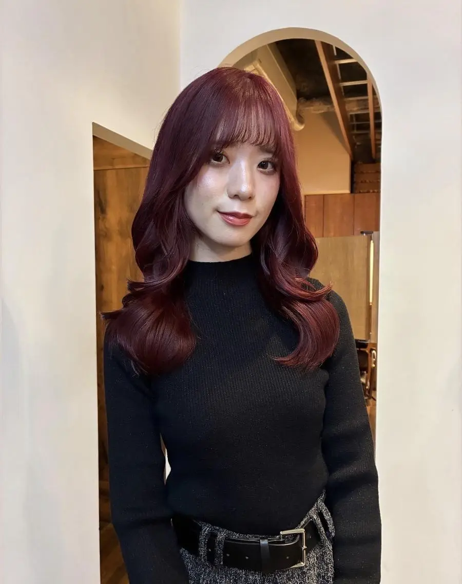 セミロング カラー 透明感カラー 髪質改善 似合わせカット ヘアカラー loty すずなのヘアスタイル