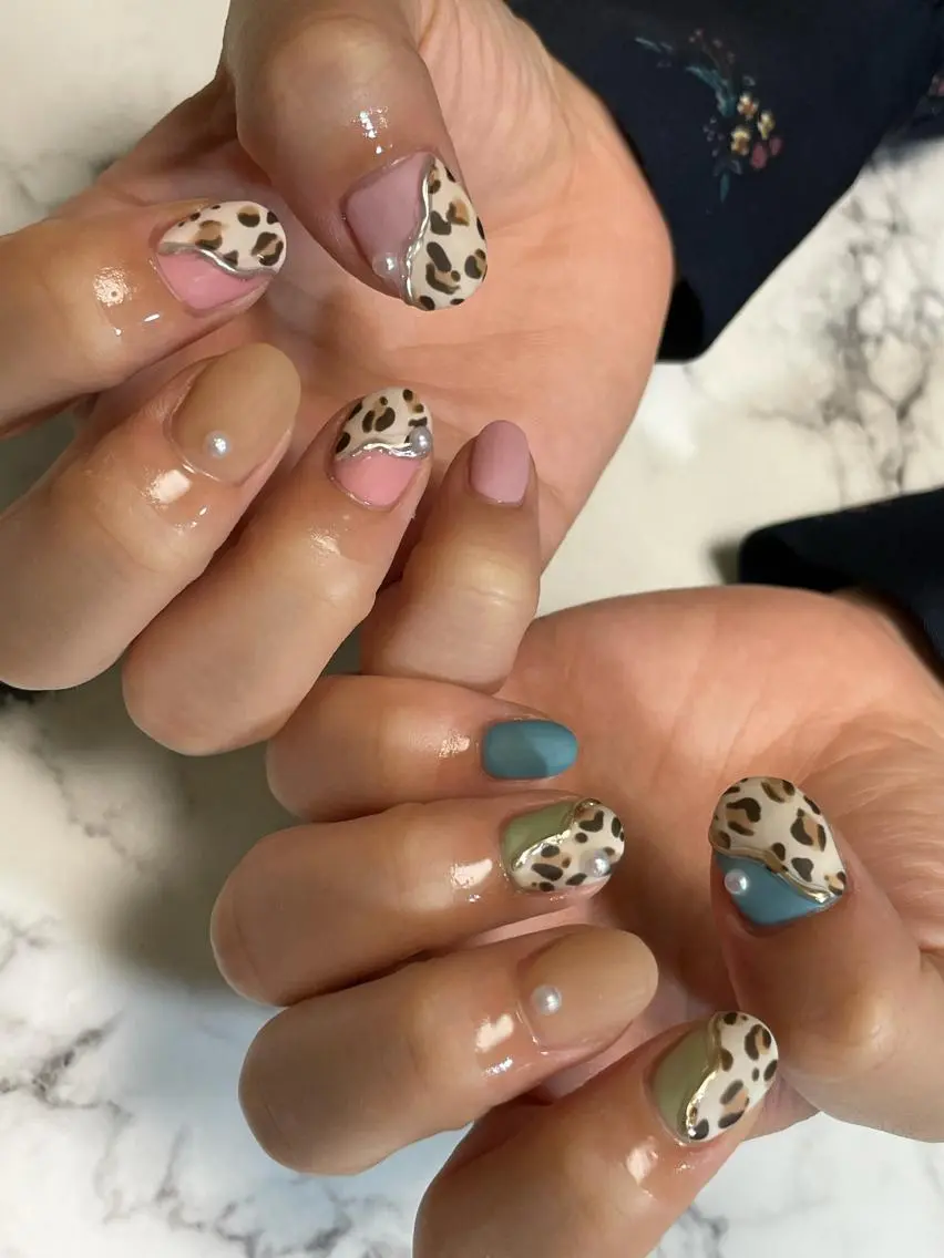 ネイル アニマル柄 マットネイル private salon NIKOのネイルデザイン