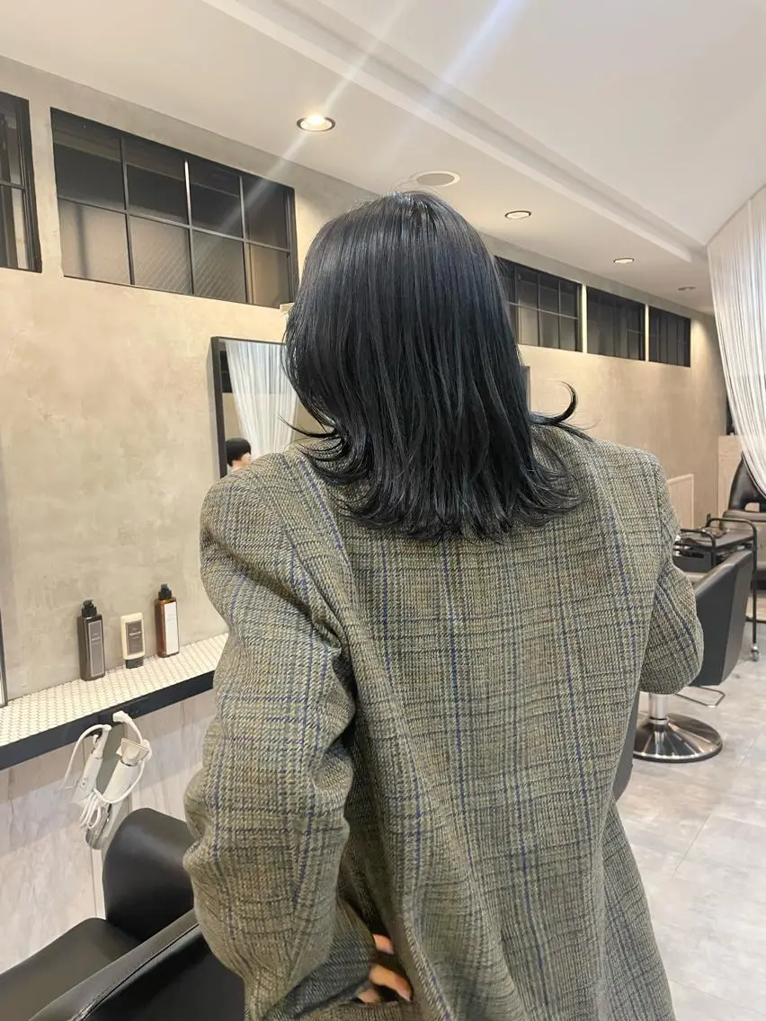 ミディアム カラー ヘアカラー 渋谷 留菜のヘアスタイル