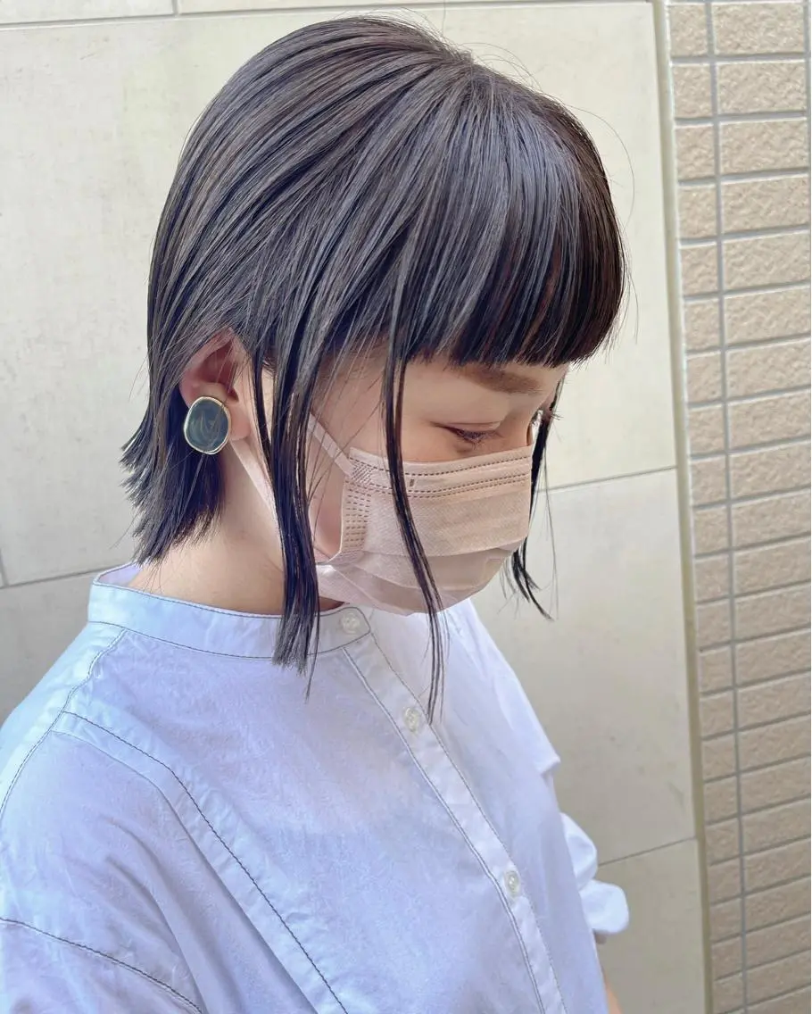 ショート カラー トレンドパーマ 加藤菜月のヘアスタイル